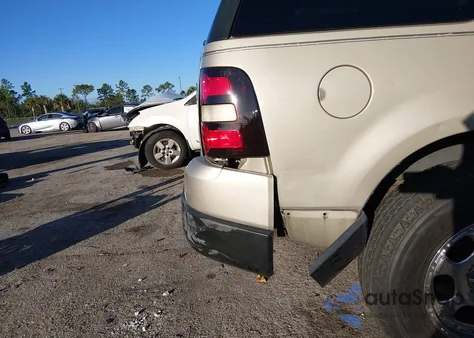 2006 Ford Explorer Xls z USA, uszkodzony, nr VIN 1FMEU62E86UA27529